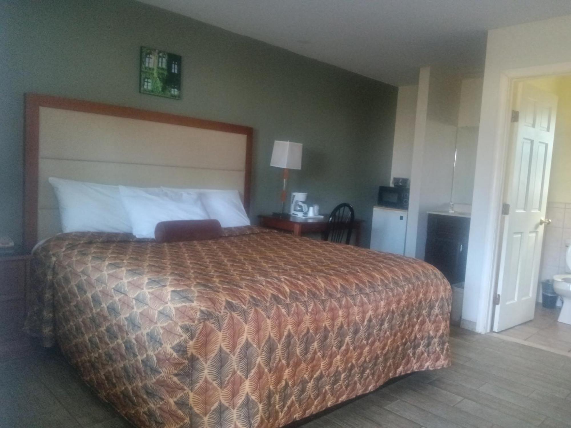 Maple Leaf Motel New Milford Εξωτερικό φωτογραφία