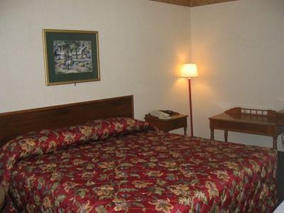 Maple Leaf Motel New Milford Δωμάτιο φωτογραφία