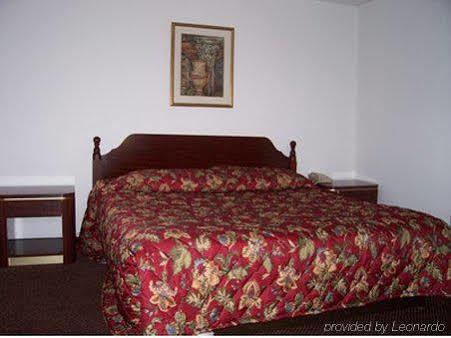 Maple Leaf Motel New Milford Εξωτερικό φωτογραφία